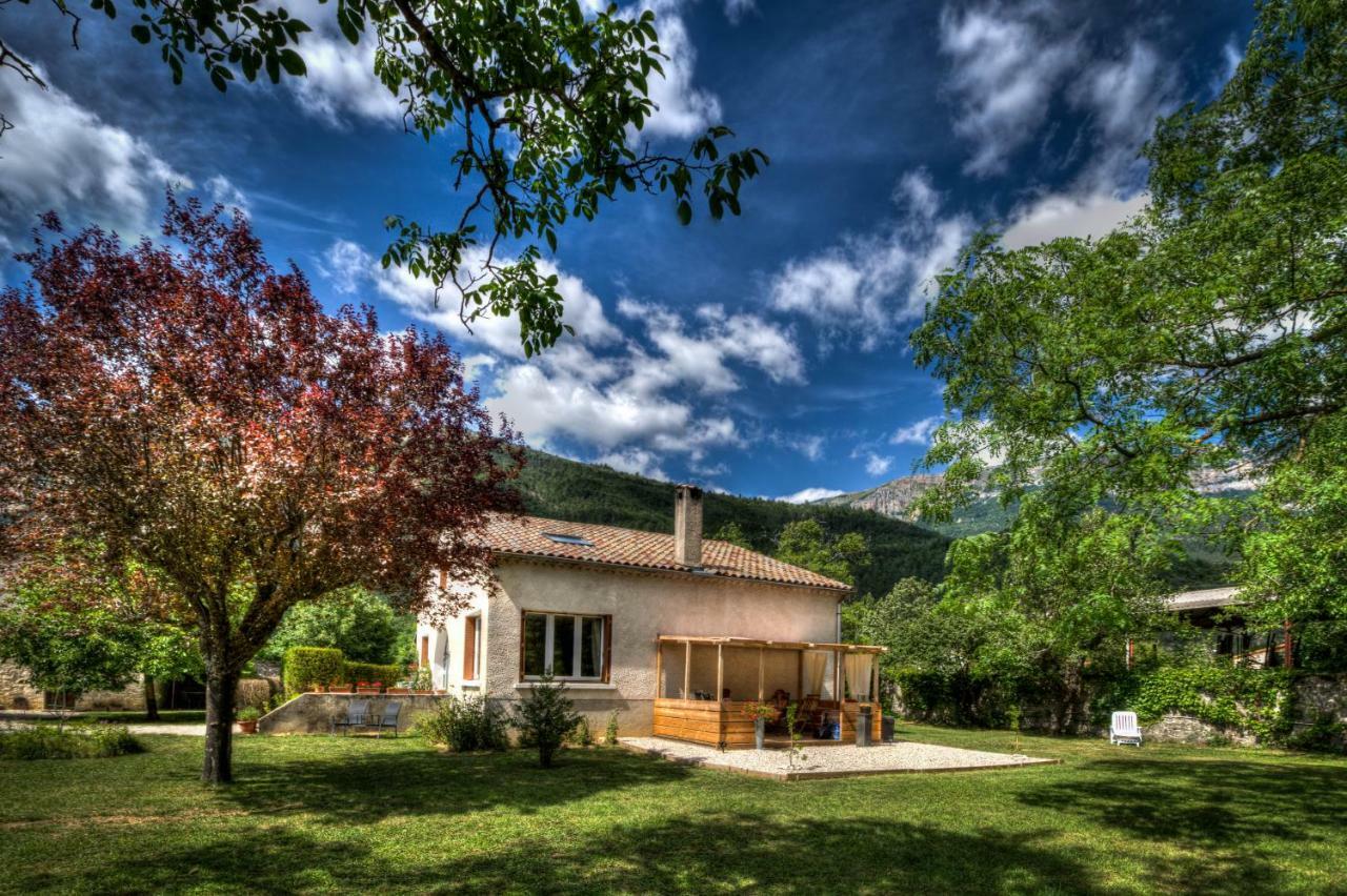 L'Enclos B&B Châtillon-en-Diois Buitenkant foto